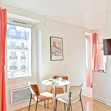 Cosy Et Lumineux Proche De Nation Voltaire Apartment