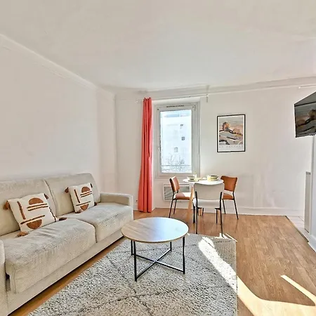 Cosy Et Lumineux Proche De Nation Voltaire Apartment