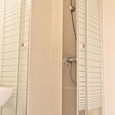 Cosy Et Lumineux Proche De Nation Voltaire Apartment
